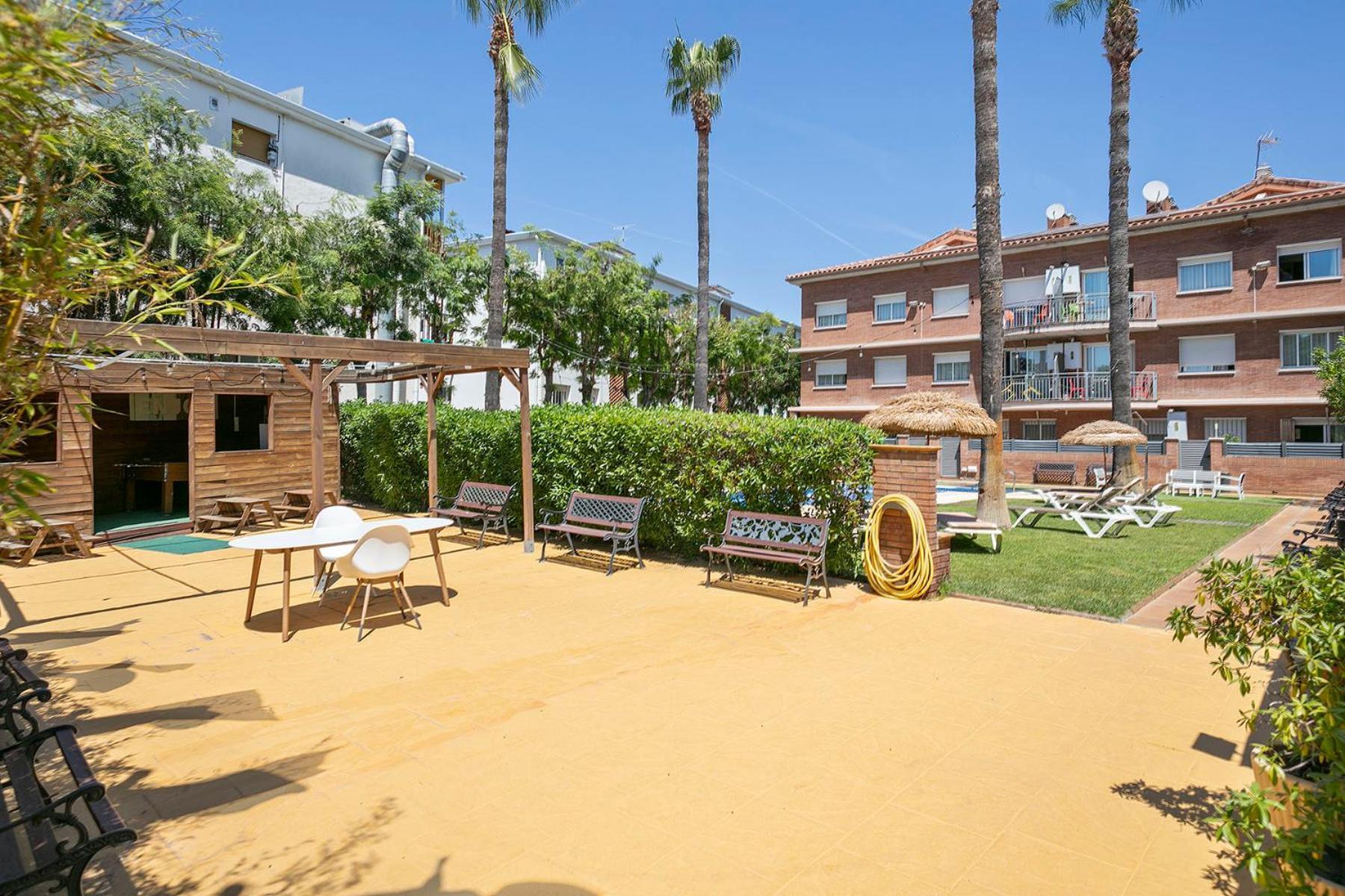 Apartamentos Velor Кастельдефельс Экстерьер фото