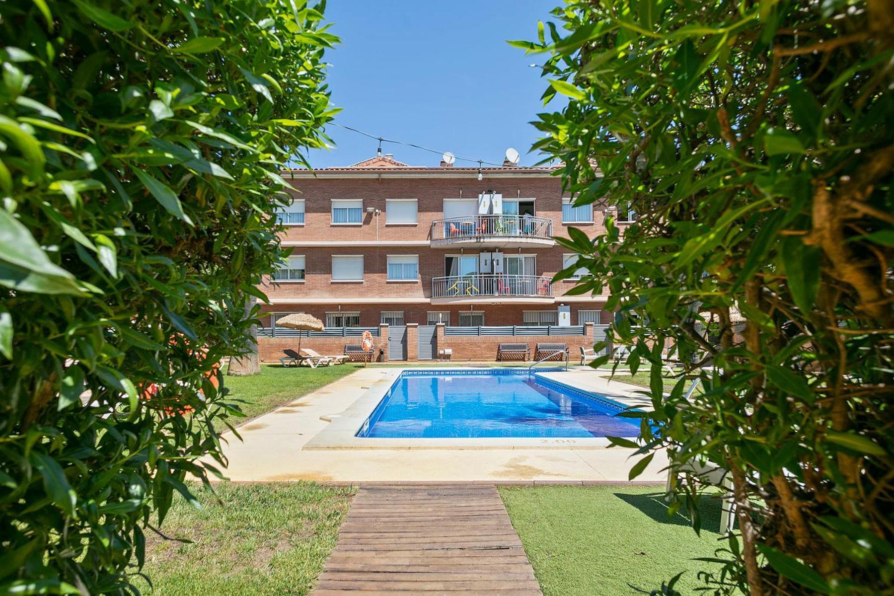 Apartamentos Velor Кастельдефельс Экстерьер фото
